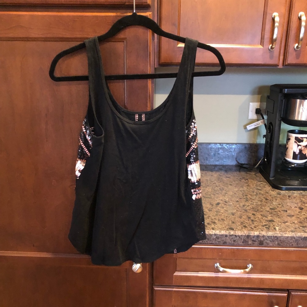 Express embellished tank - Picture 2 of 2